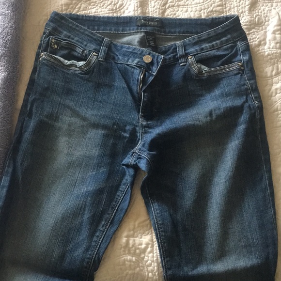 Jeans - Picture 2 of 3